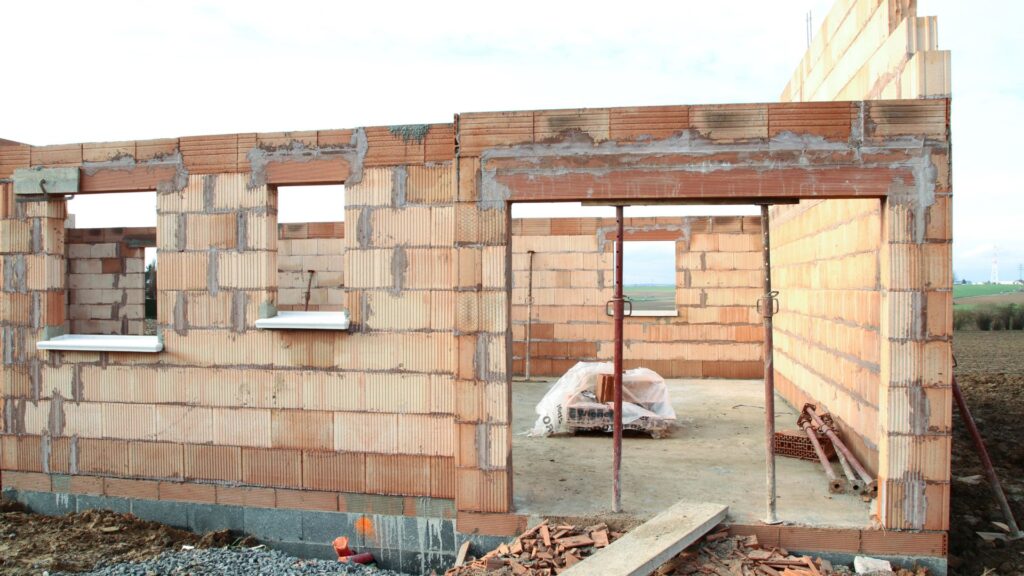 Devis main d'œuvre maçonnerie — chantier en cours dans le 13