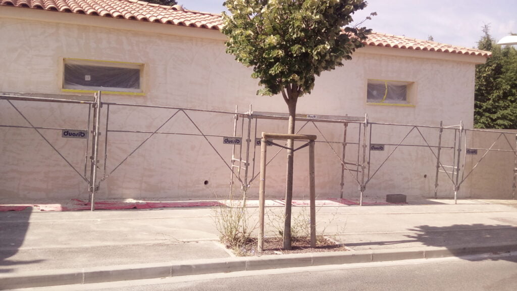 Chantier de construction maison clés en main par Maître Artisan