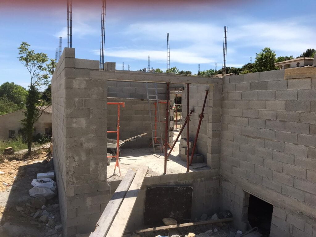 Fondations et vide sanitaire — chantier construction villa Lambesc