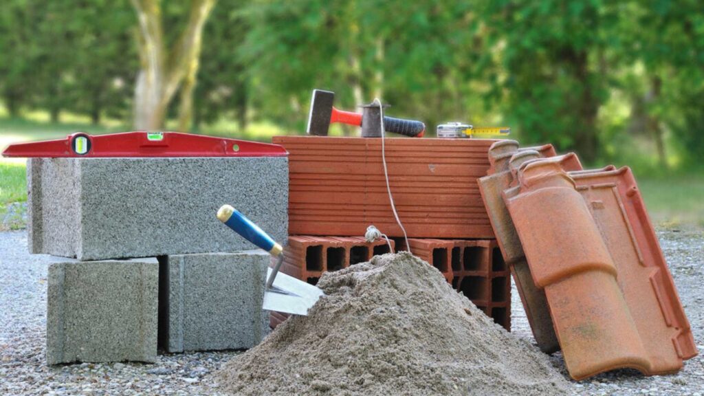Outils maçon — équipement professionnel sur chantier