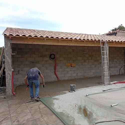 Extension de maison maçonnée à Miramas · agrandissement Bouches-du-Rhône · LMVP
