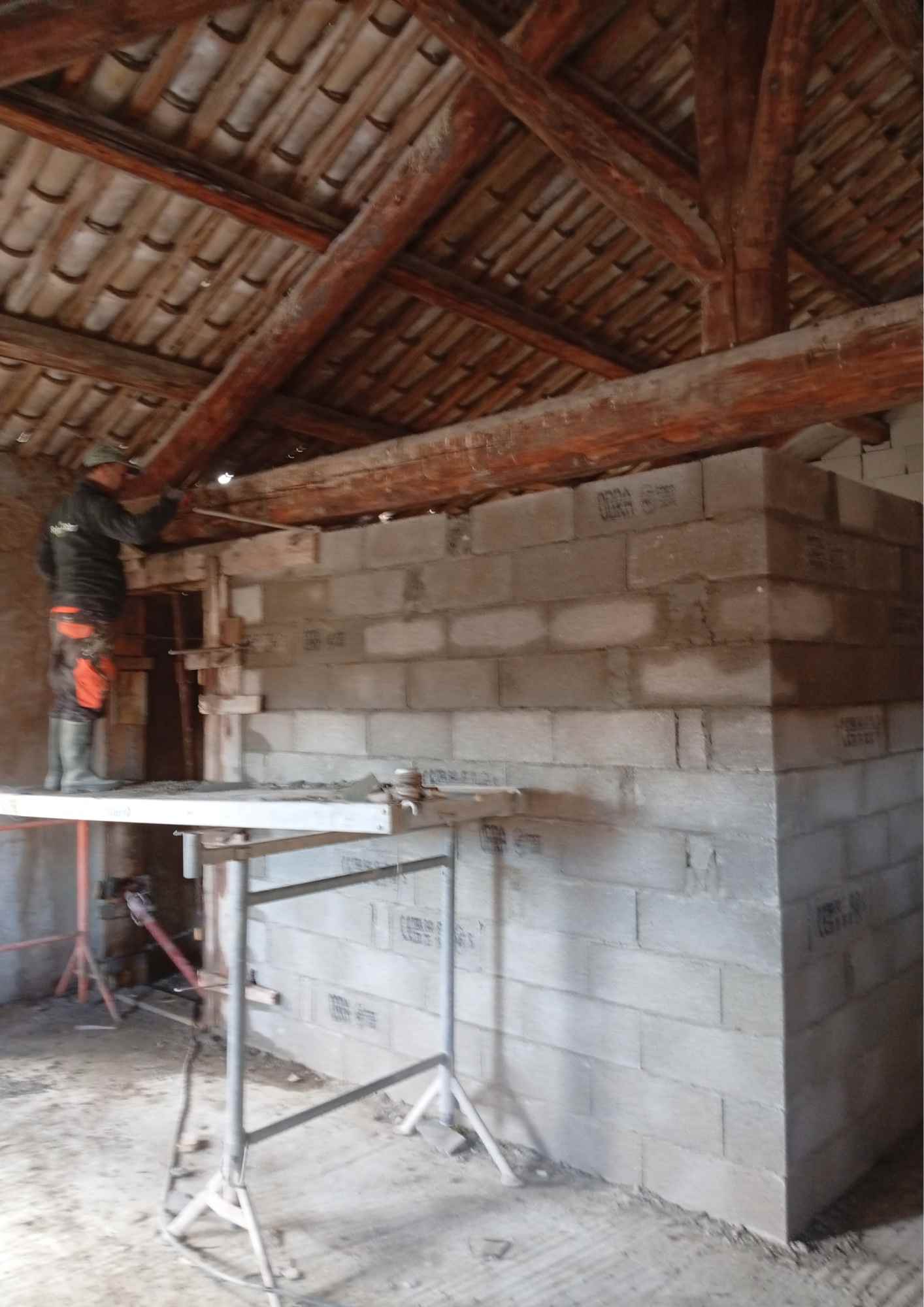 Extension maison à Salon-de-Provence en chantier — gros œuvre Les Maisons Vertes Provençales